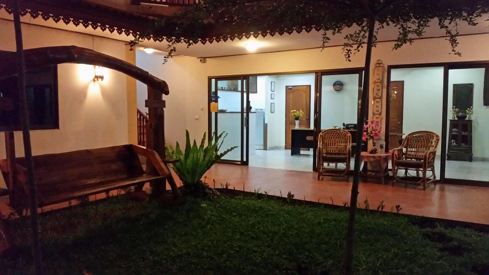 Villa Oranje Chiang Mai Exterior foto
