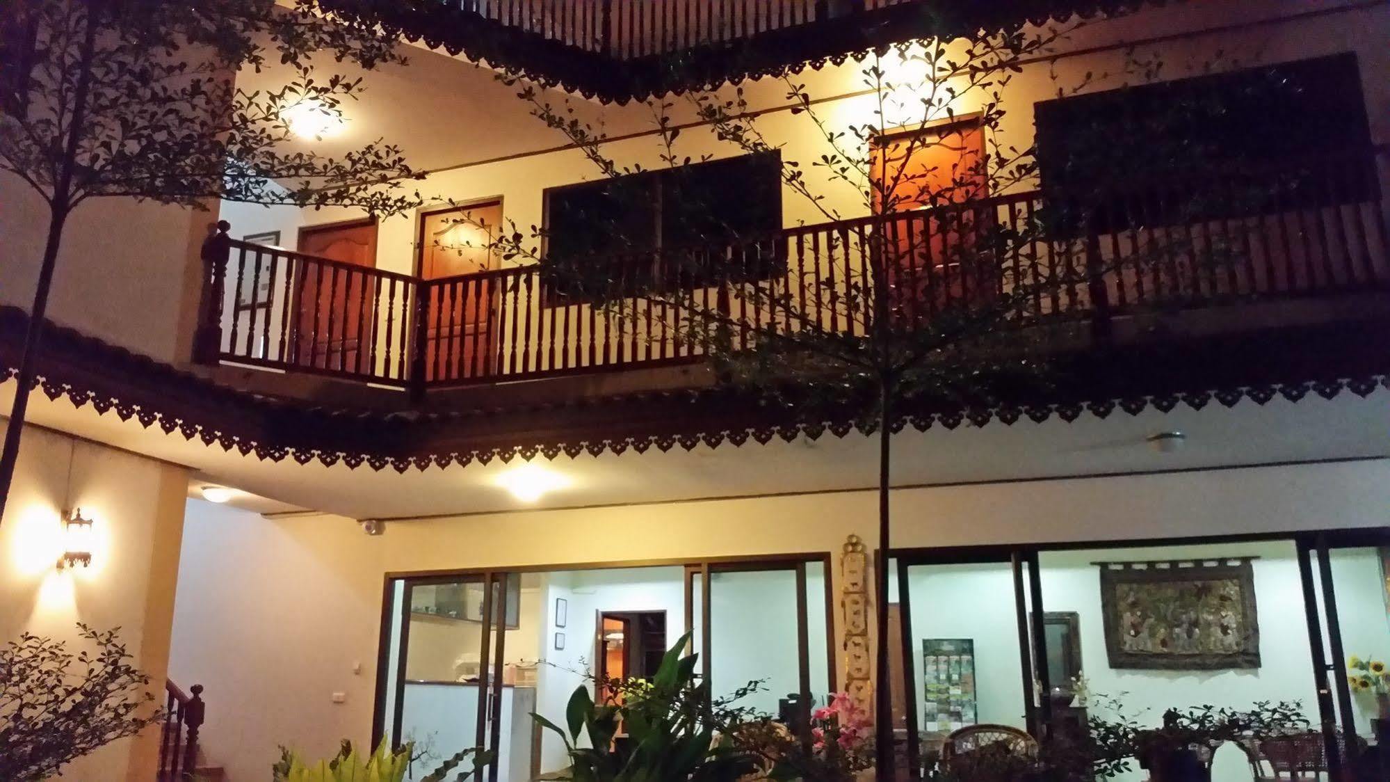 Villa Oranje Chiang Mai Exterior foto
